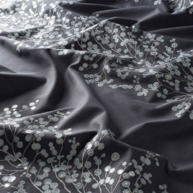 Tissu brodé Winter Blossom bleu gris Jab