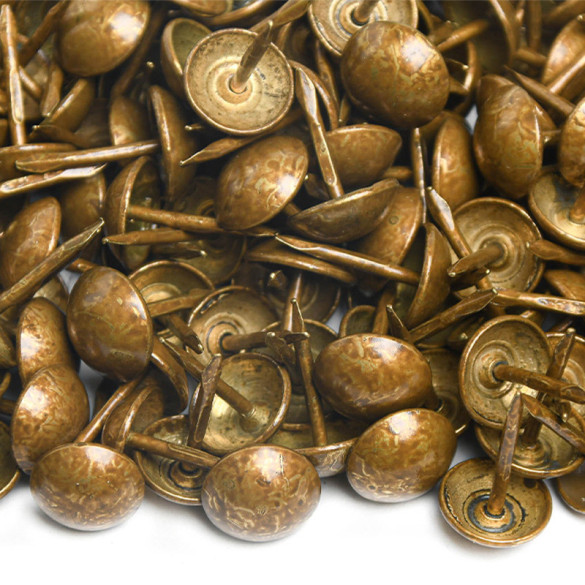 1000 clous tapissier vieux bronze clair Ø10,5 mm
